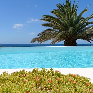 Sol Eterno - Luxury Aparmtent With Direct Oceanview And Extra Services